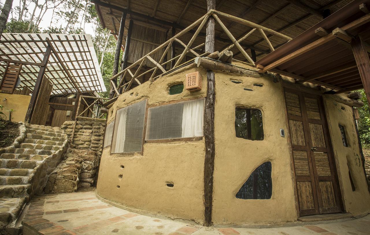 Chirapa Manta Amazon Lodge Lamas Exteriör bild